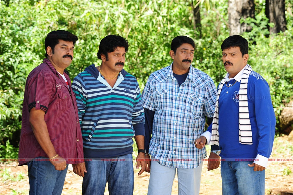 In Ghost House Inn Movie hd photo