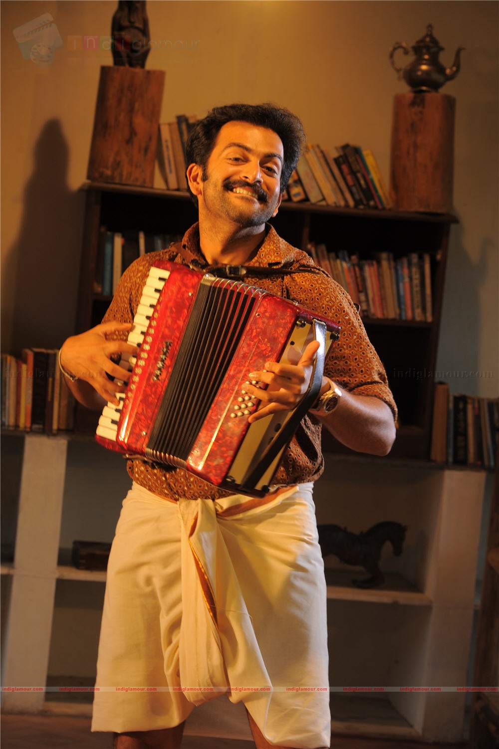 Thanthonni Movie hd photo