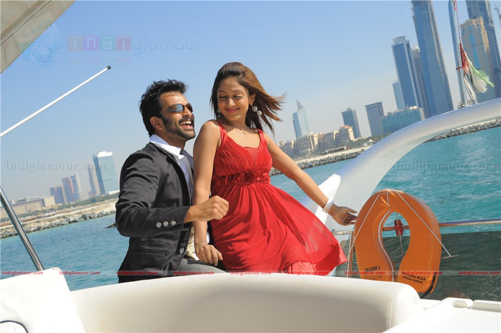 Thanthonni Movie hd photo