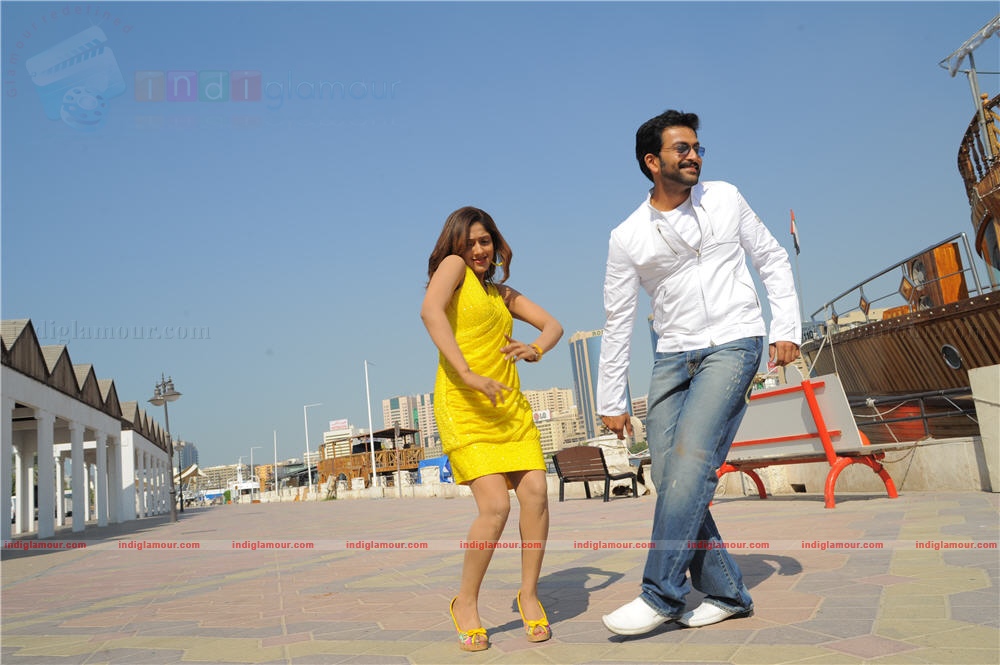 Thanthonni Movie hd photo