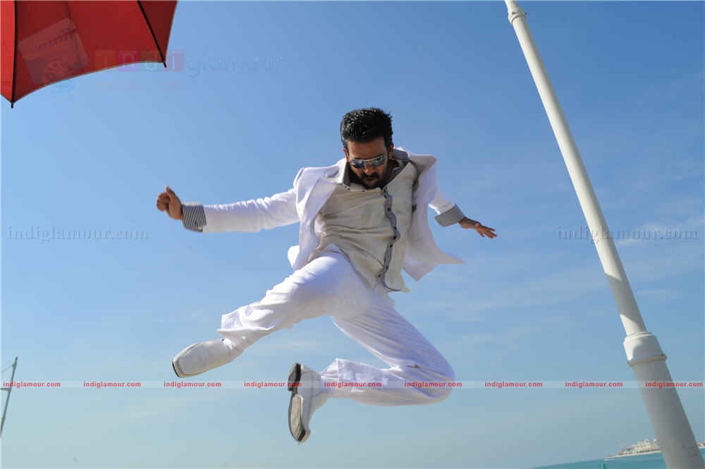 Thanthonni Movie hd photo
