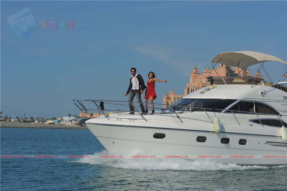 Thanthonni Movie hd photo