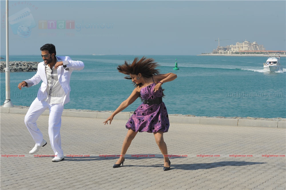Thanthonni Movie hd photo