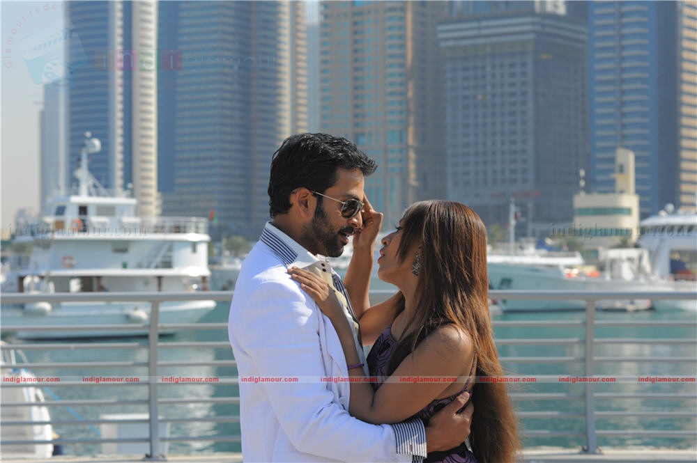 Thanthonni Movie hd photo