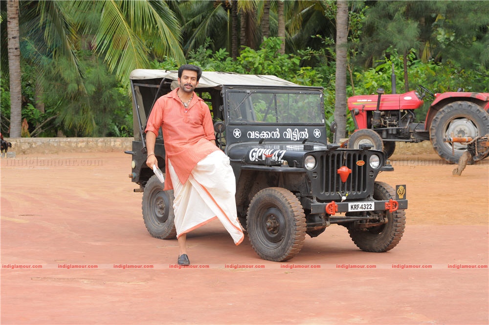 Thanthonni Movie hd photo