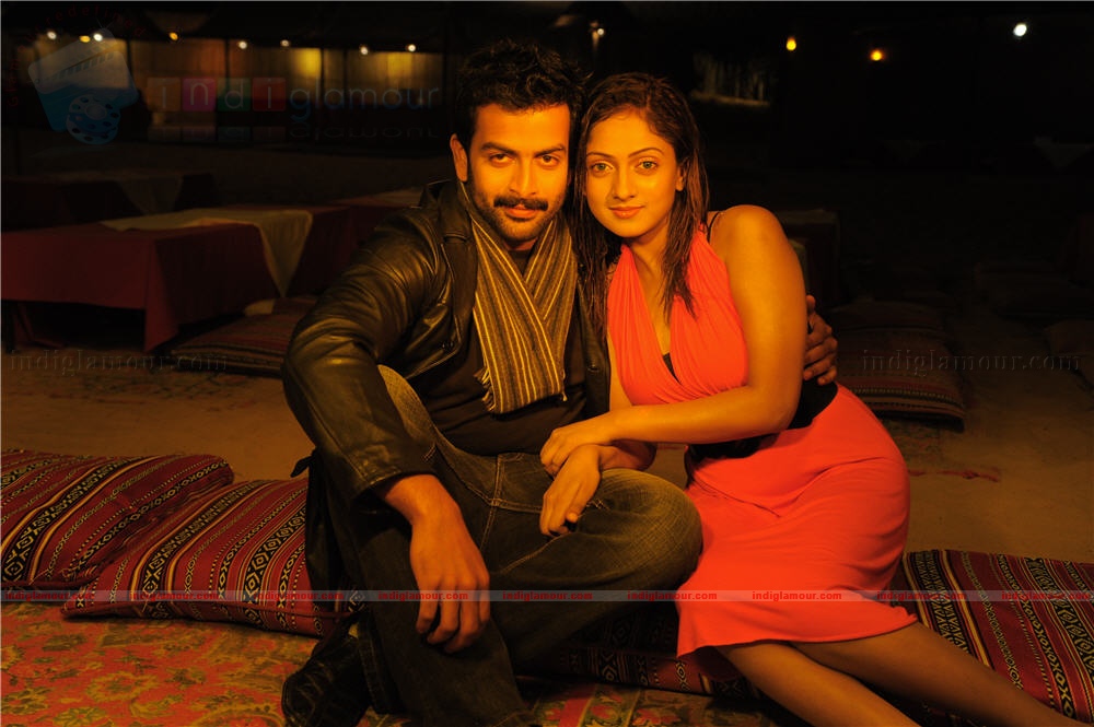 Thanthonni Movie hd photo