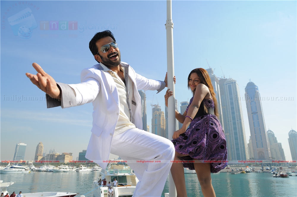 Thanthonni Movie hd photo