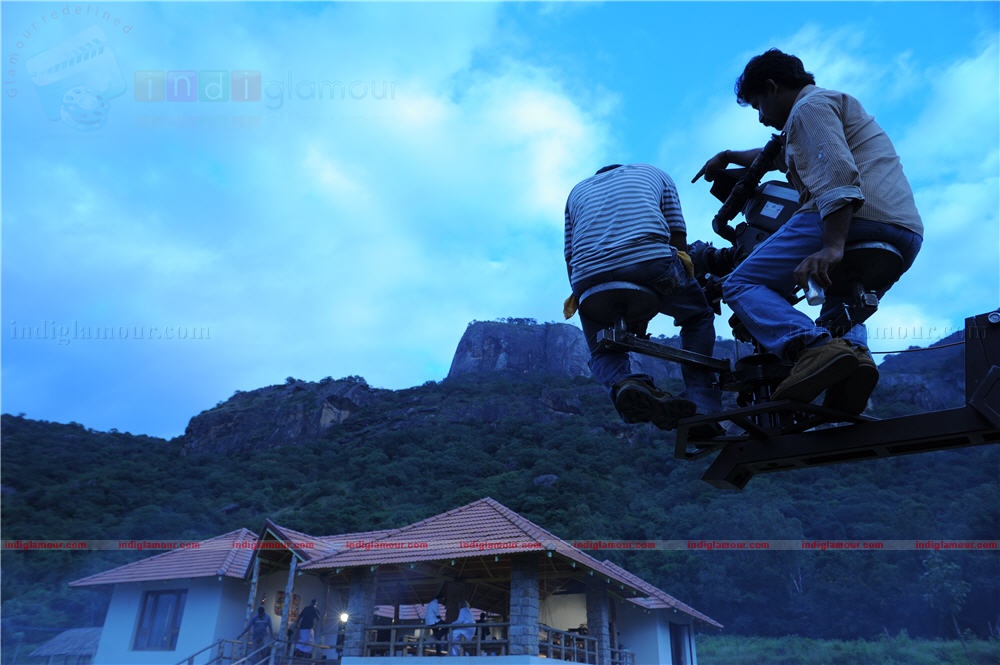 Thanthonni Movie hd photo
