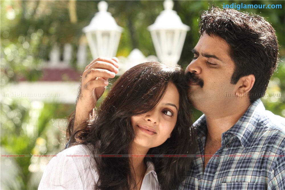 Cocktail Movie hd photo