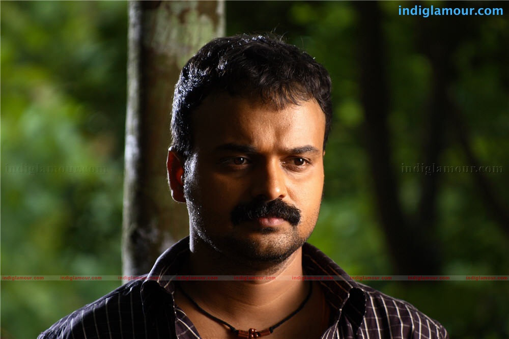 Elsamma Enna Aankutty Movie hd photo