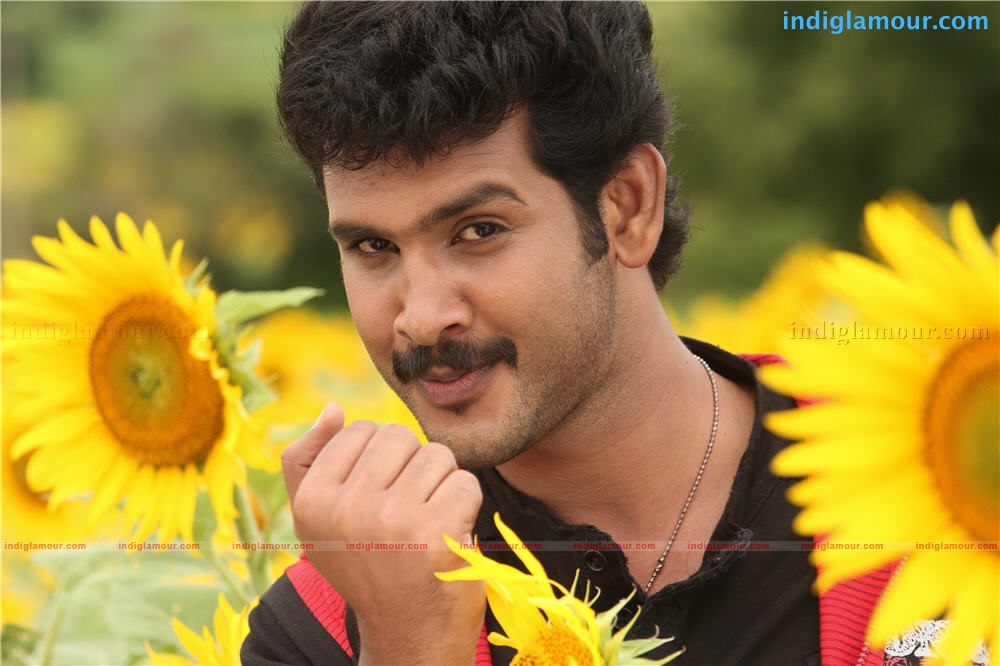 Penpattanam Movie hd photo
