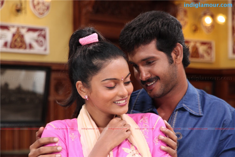 Penpattanam Movie hd photo