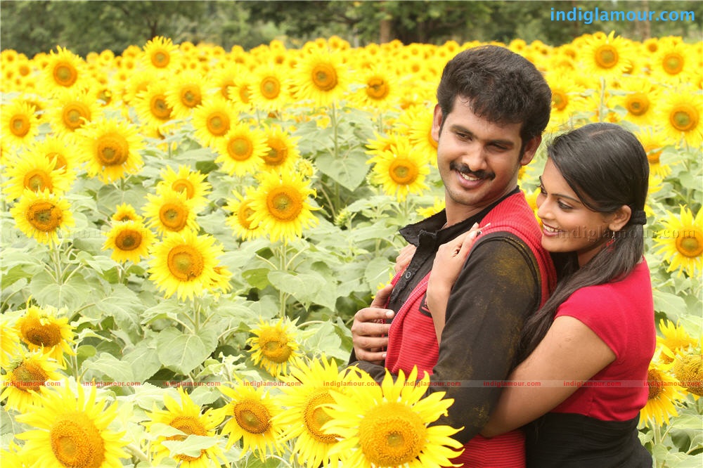 Penpattanam Movie hd photo