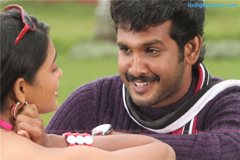 Penpattanam Movie hd photo