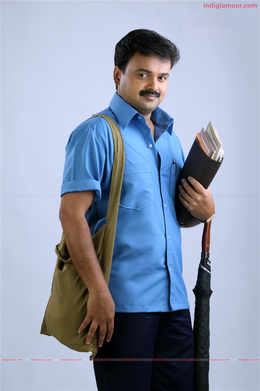 Oridathoru Postman Movie hd photo