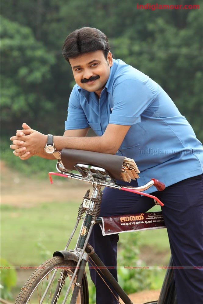 Oridathoru Postman Movie hd photo