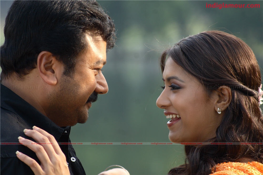 Kadha Thudarunnu Movie hd photo