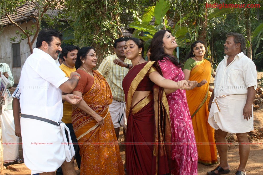Kadha Thudarunnu Movie hd photo