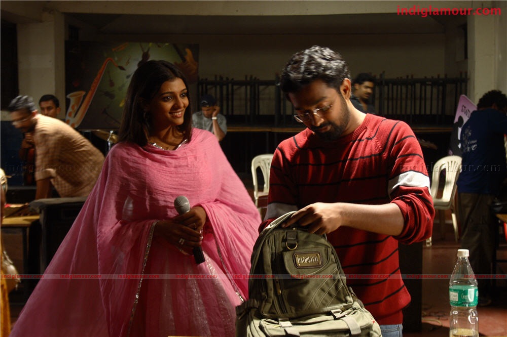 Kadha Thudarunnu Movie hd photo