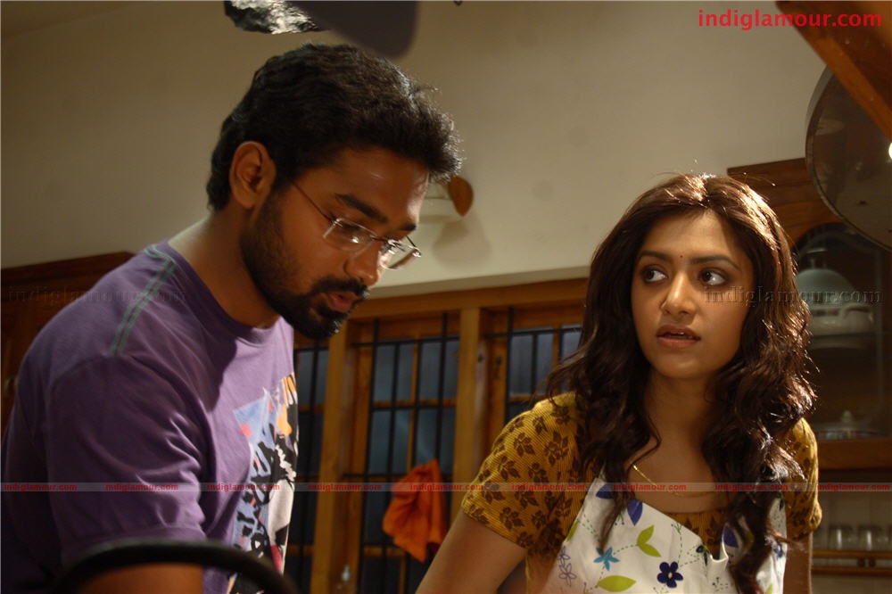 Kadha Thudarunnu Movie hd photo