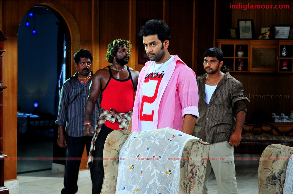 Pokkiri Raja Movie hd photo