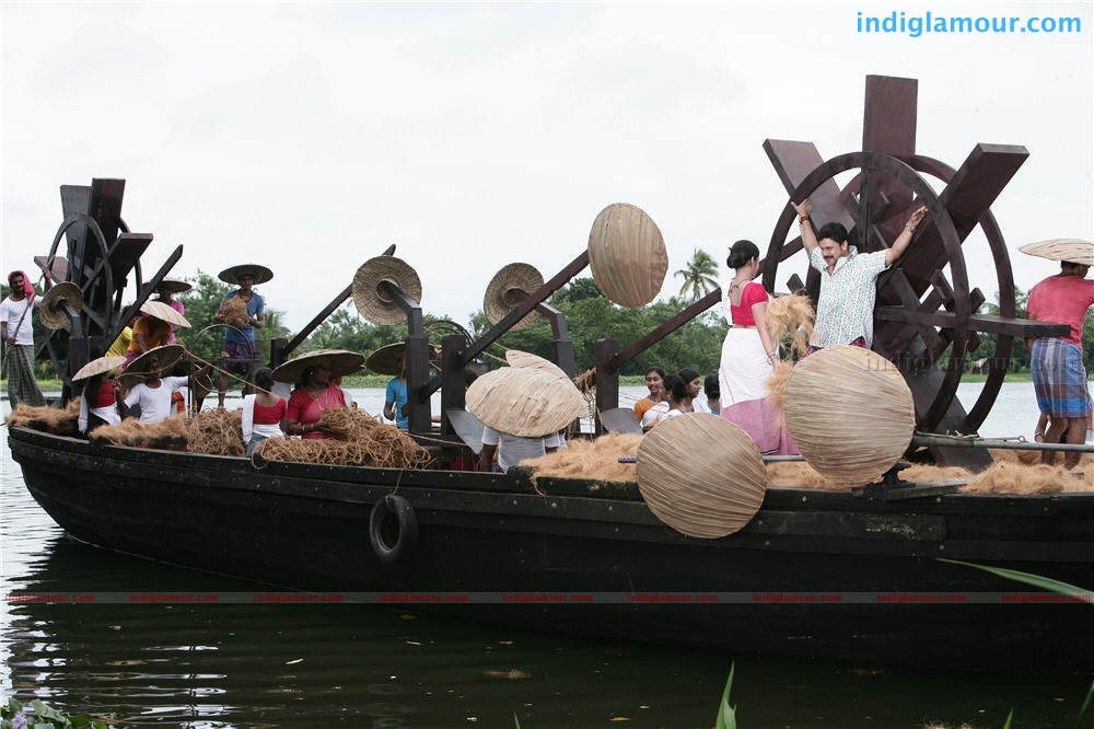 Karyasthan Movie hd photo