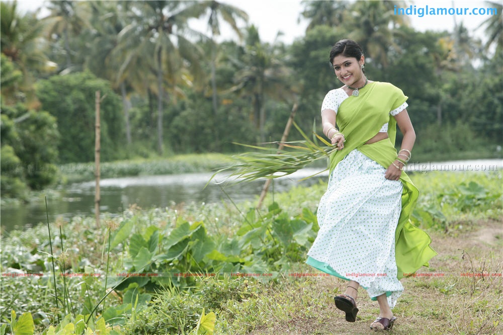Karyasthan Movie hd photo