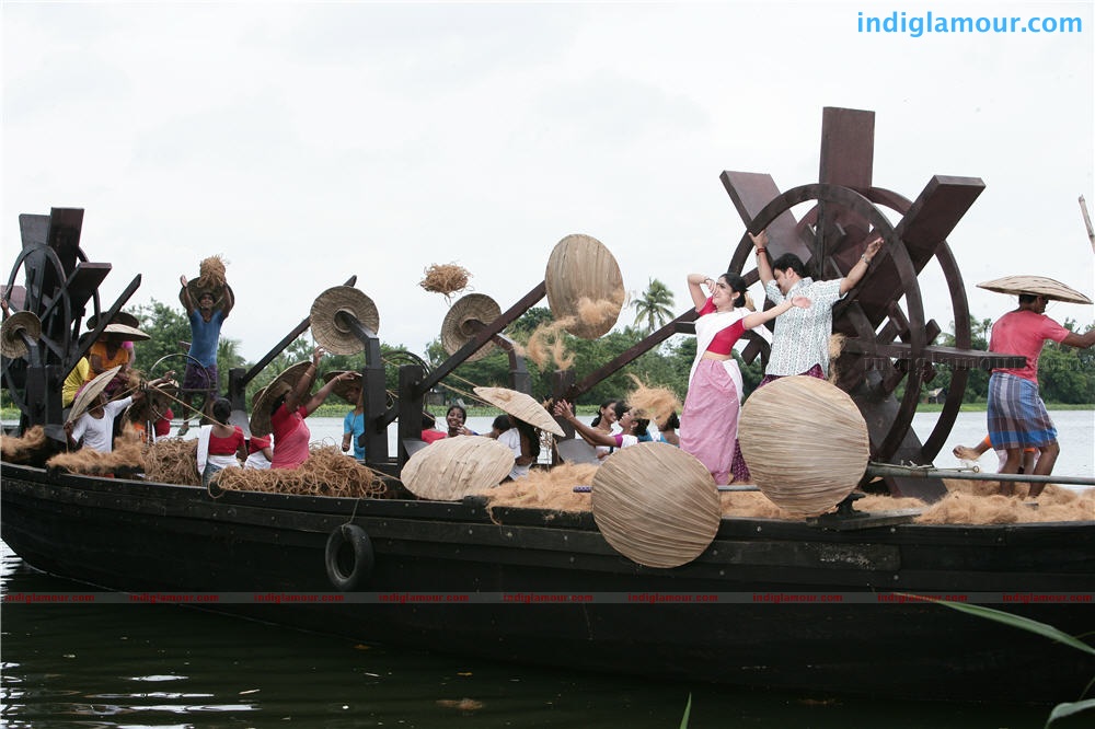Karyasthan Movie hd photo