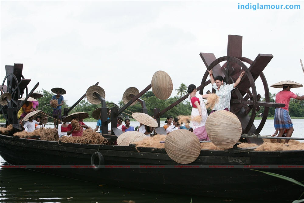 Karyasthan Movie hd photo