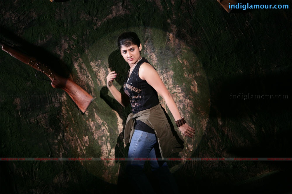 Karyasthan Movie hd photo