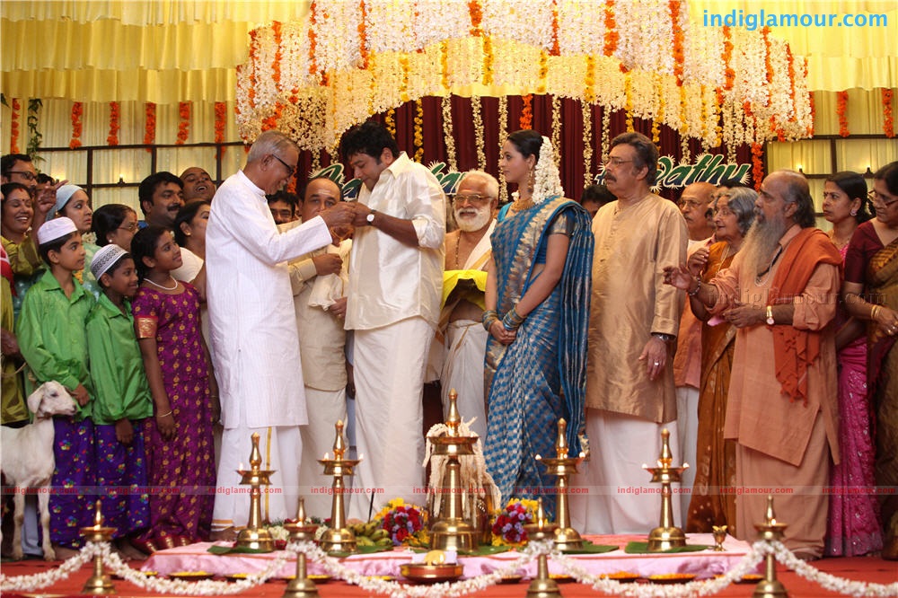 Kudumbasree Travels Movie hd photo