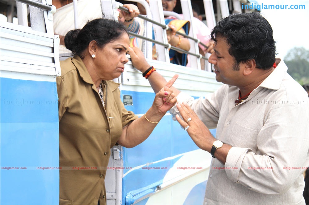 Kudumbasree Travels Movie hd photo