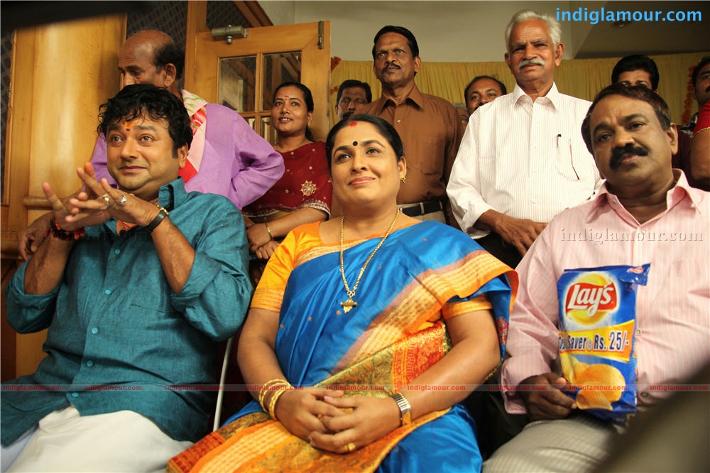 Kudumbasree Travels Movie hd photo