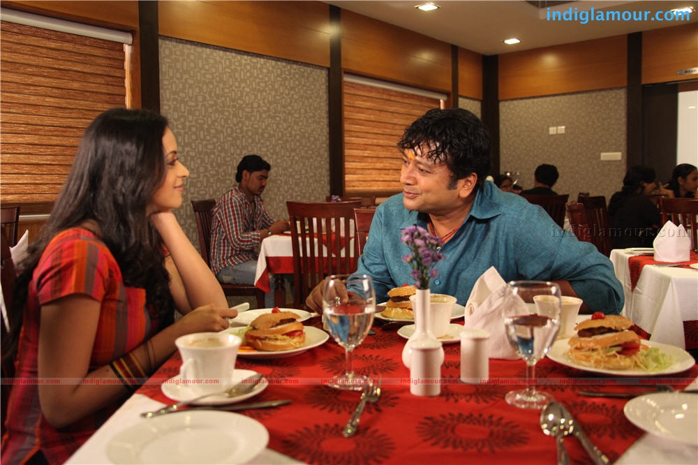 Kudumbasree Travels Movie hd photo