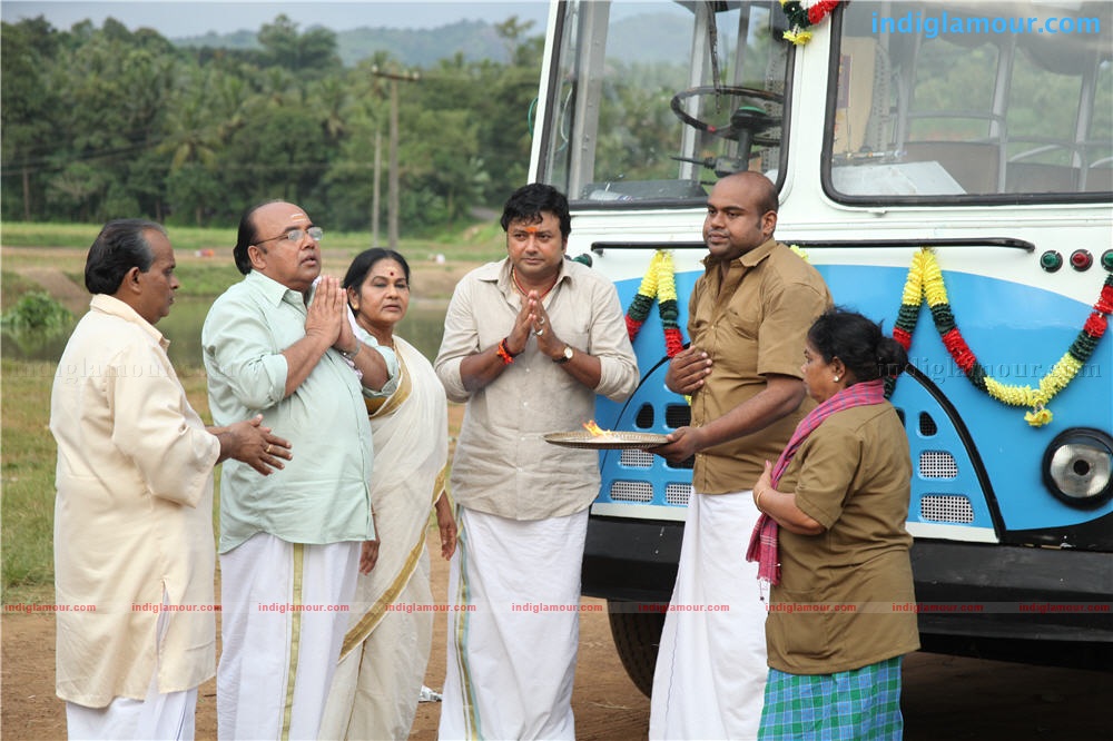 Kudumbasree Travels Movie hd photo