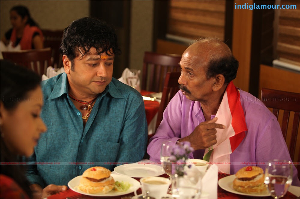 Kudumbasree Travels Movie hd photo