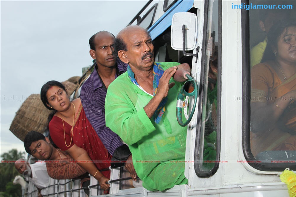 Kudumbasree Travels Movie hd photo