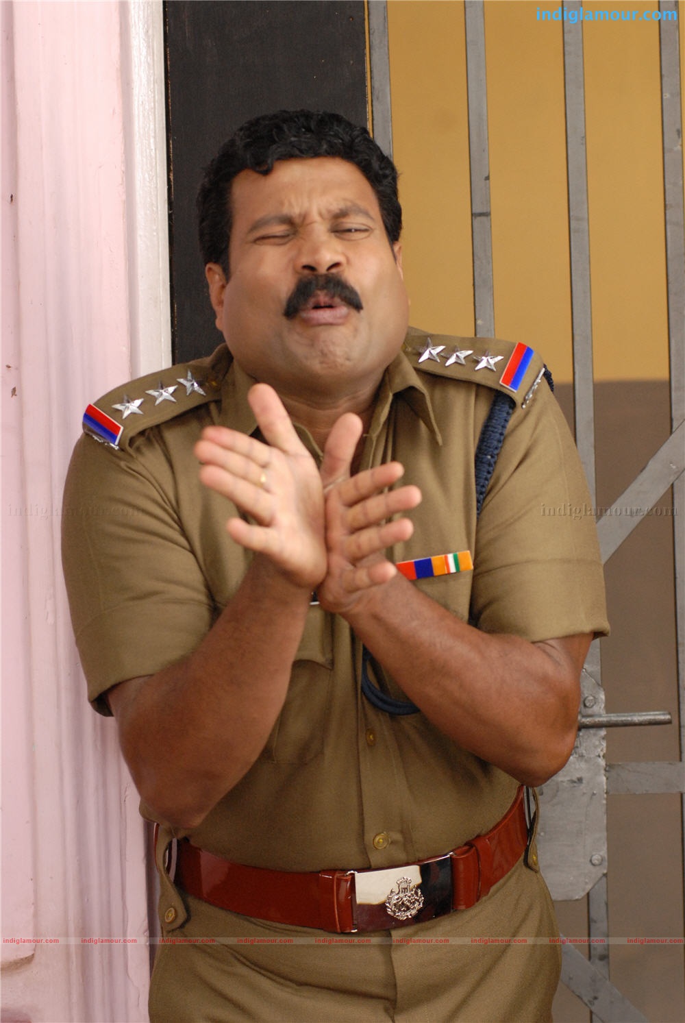 Oru Small Family Movie hd photo
