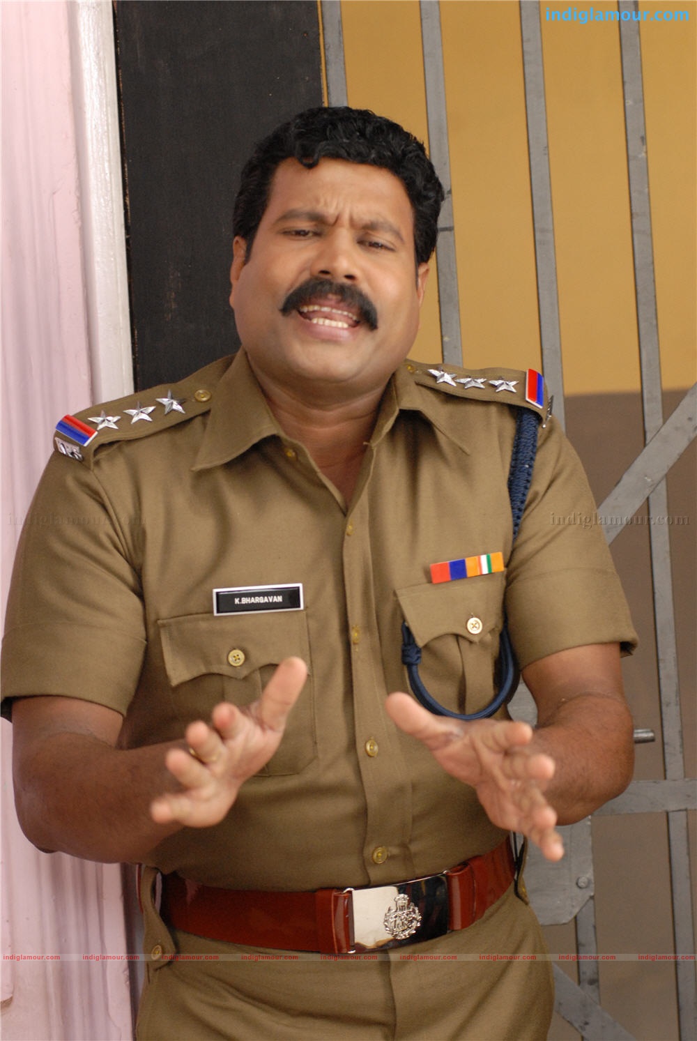 Oru Small Family Movie hd photo