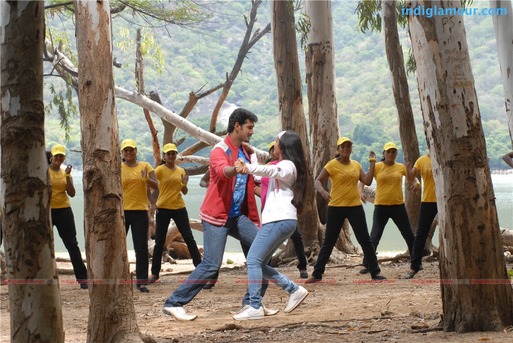 Oru Small Family Movie hd photo