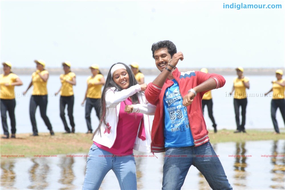 Oru Small Family Movie hd photo