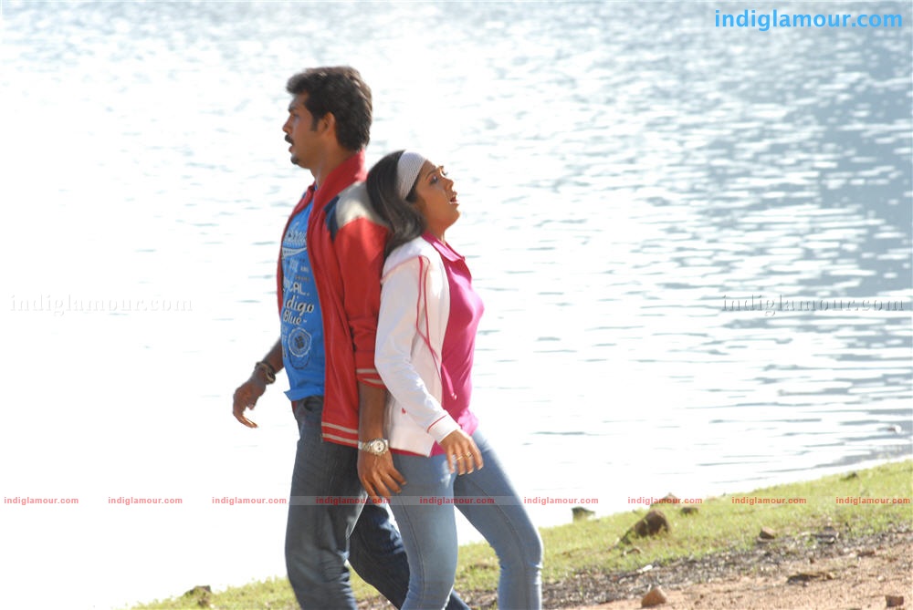 Oru Small Family Movie hd photo