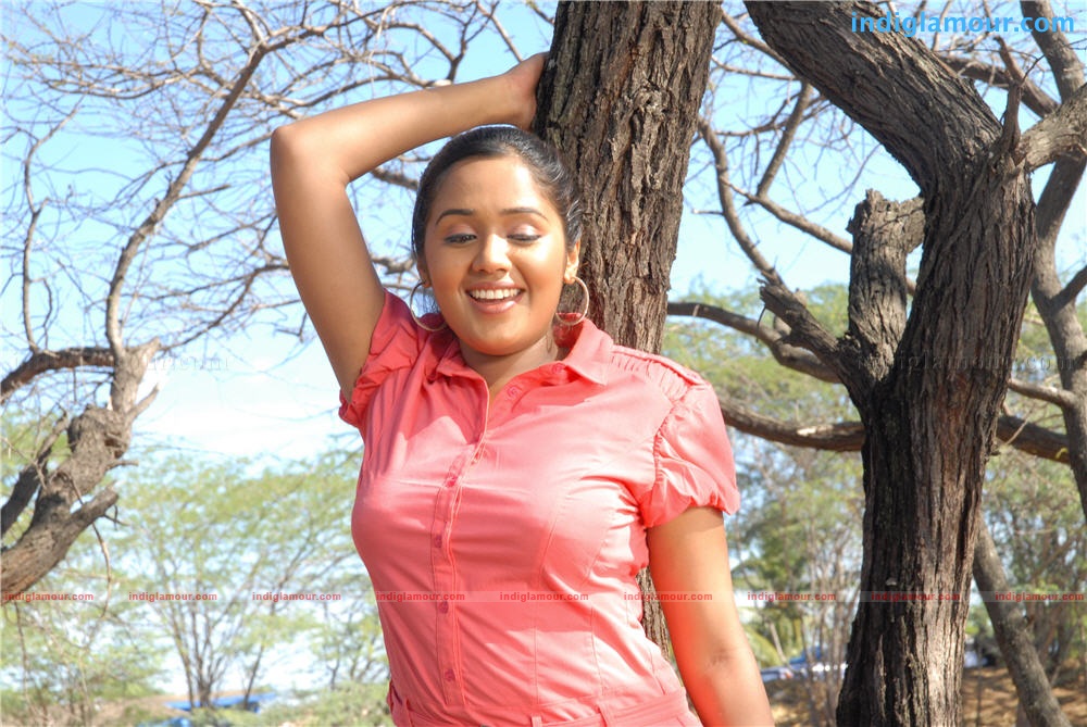 Oru Small Family Movie hd photo