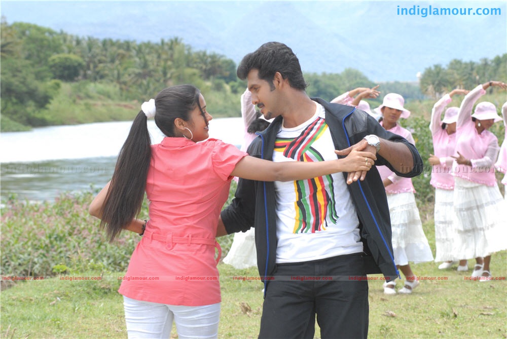Oru Small Family Movie hd photo