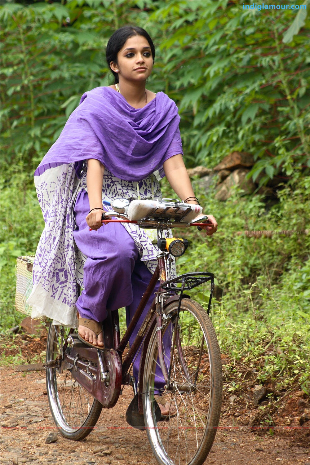Elsamma Enna Aankutty Movie hd photo