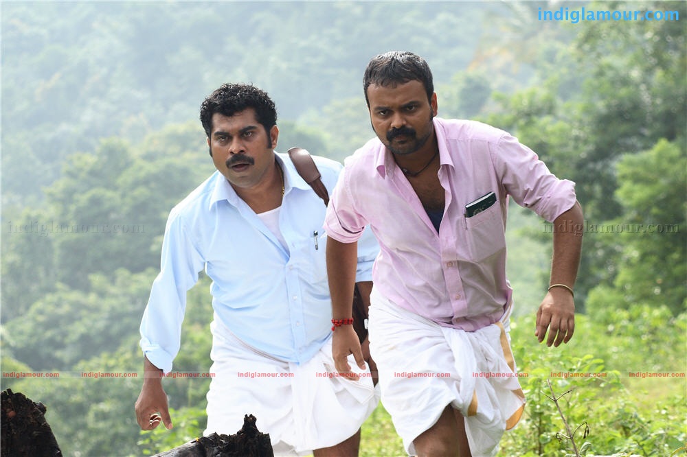 Elsamma Enna Aankutty Movie hd photo
