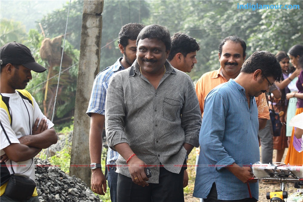 Elsamma Enna Aankutty Movie hd photo