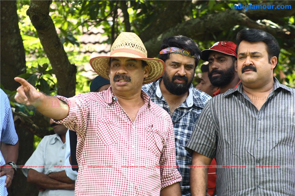 Ammukutty Ammayude Ajayan Movie hd photo