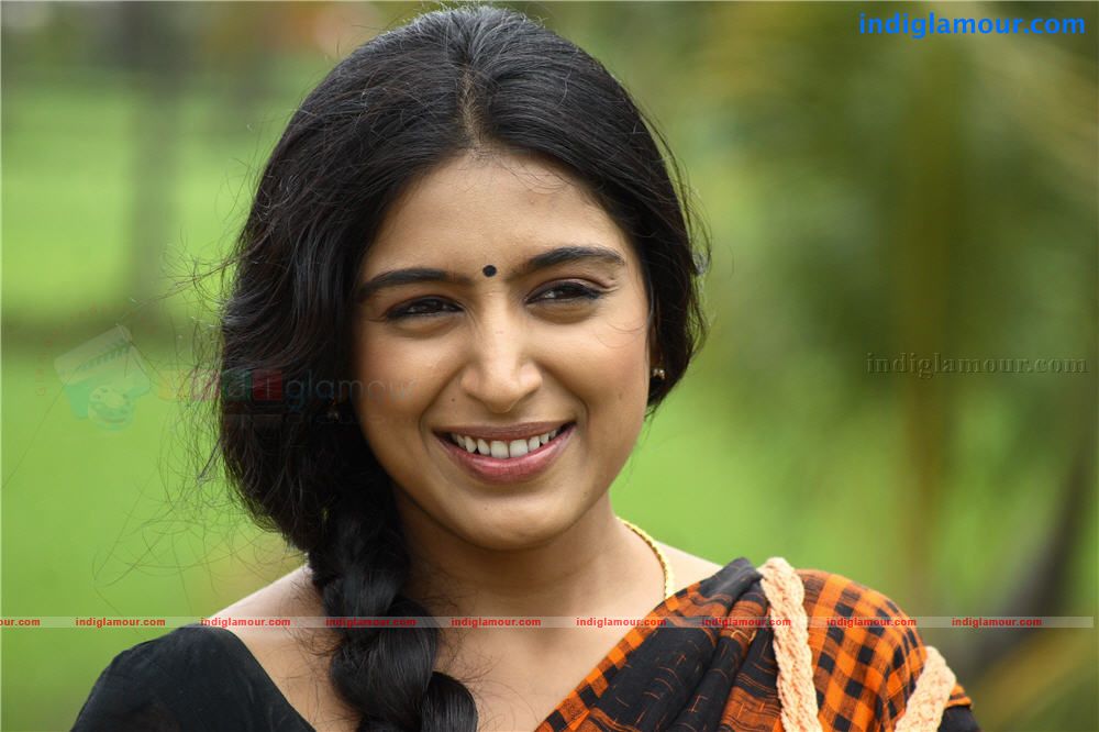 Ammukutty Ammayude Ajayan Movie hd photo