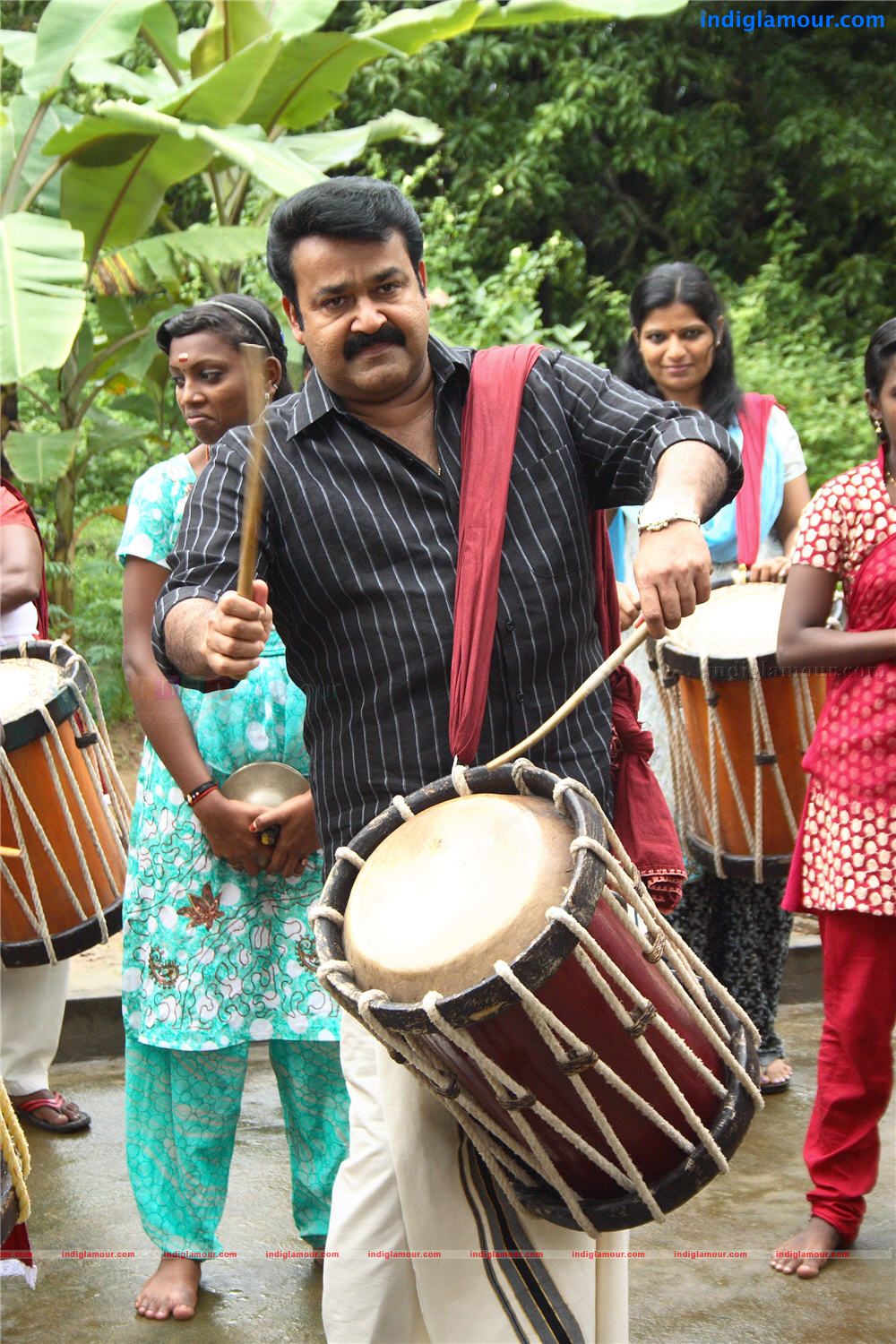 Ammukutty Ammayude Ajayan Movie hd photo